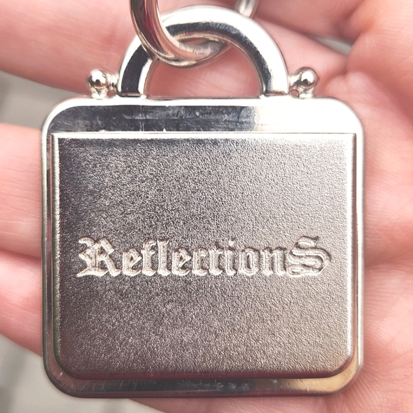 Northern Reflections Dream/Believe Photo Keyring - Picture 5 of 5